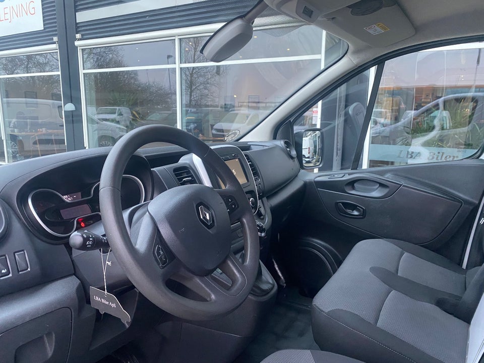 Renault Trafic T29 2,0 dCi 120 L2H1