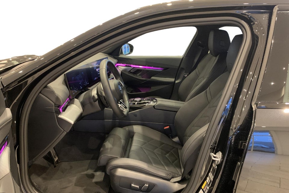 BMW i5 eDrive40 M-Sport 4d