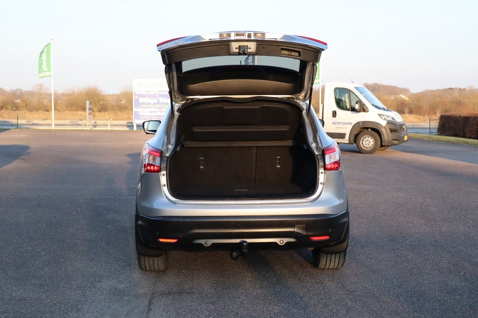 Nissan Qashqai 1,2 Dig-T 115 Tekna 5d