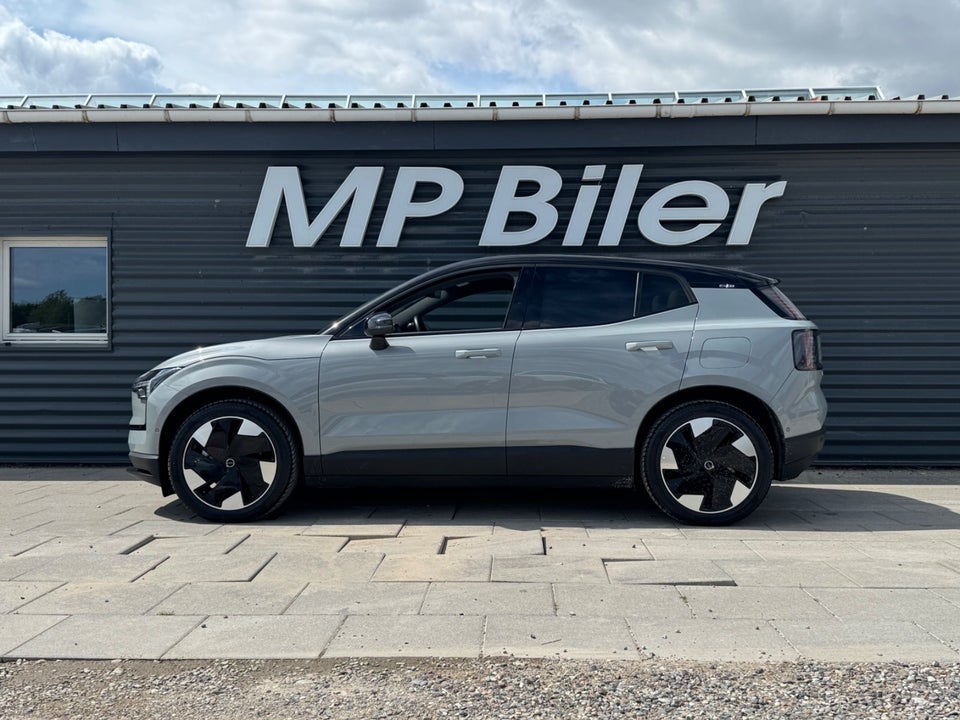 Volvo EX30 Extended Range Ultra 5d