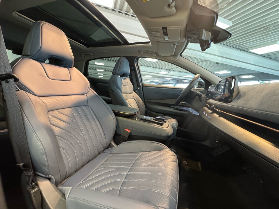 Nissan Ariya 87 Evolve 5d