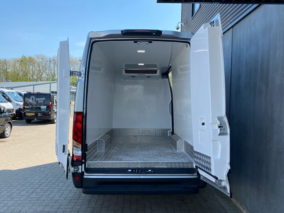 Iveco Daily 3,0 35S18 12m³ Van AG8