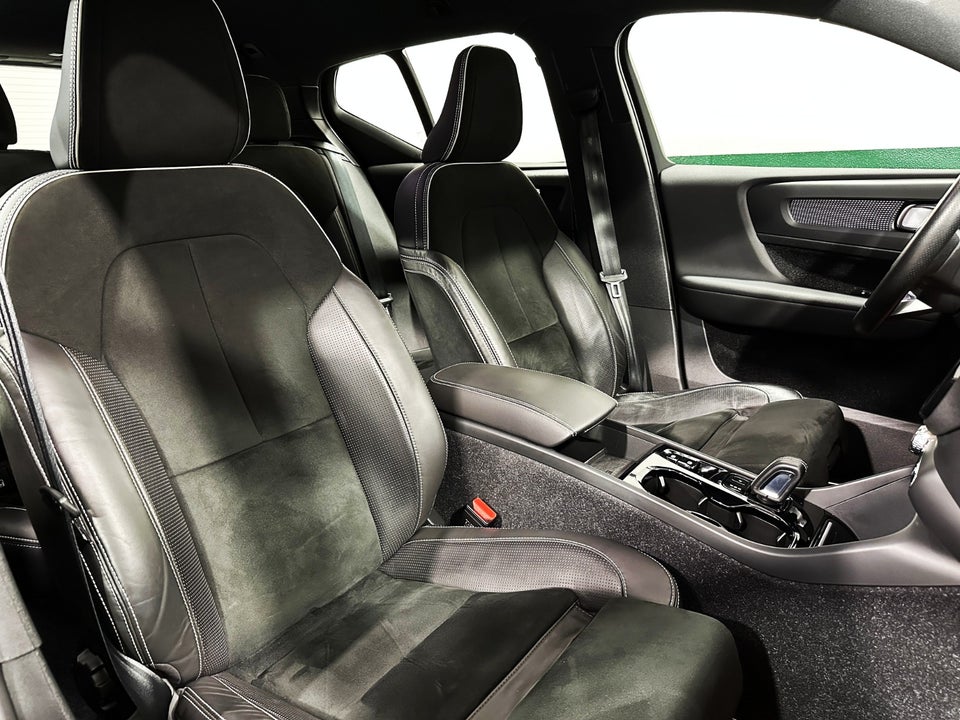 Volvo XC40 1,5 T5 ReCharge R-Design aut. 5d