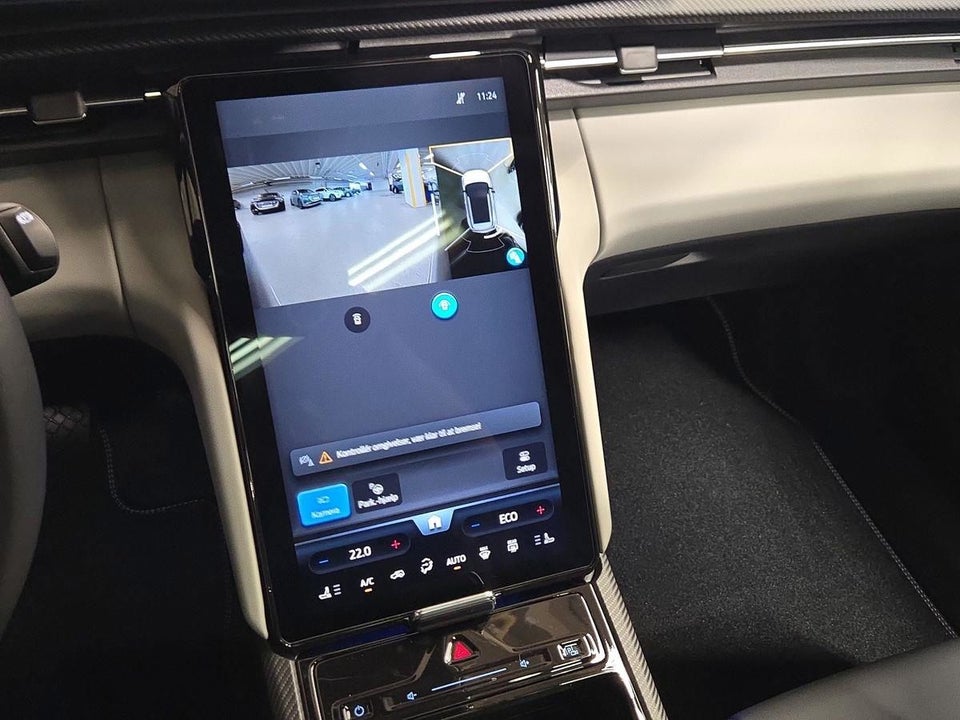 Ford Explorer 82 Premium Extended Range Van 5d