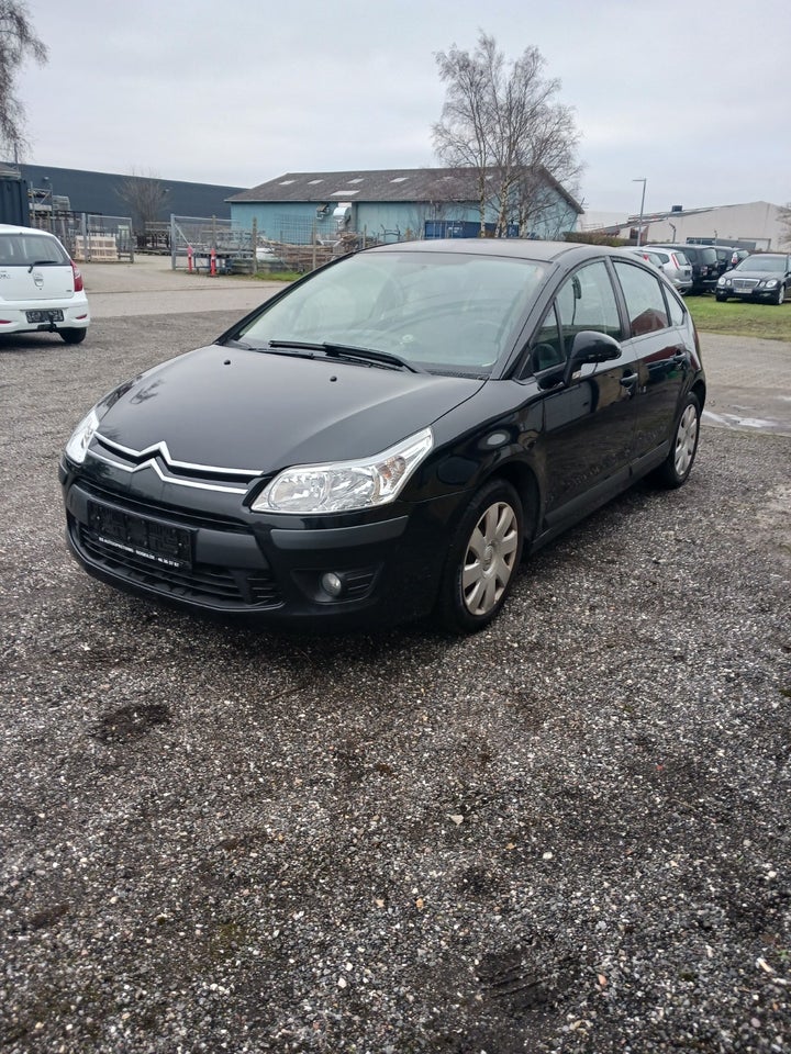 Citroën C4 1,6 VTi 120 VTR 5d