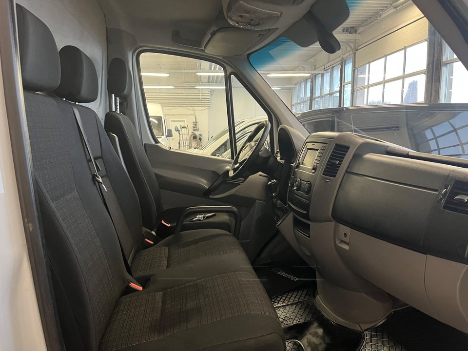 Mercedes Sprinter 319 3,0 CDi R3 Kassevogn aut. 5d