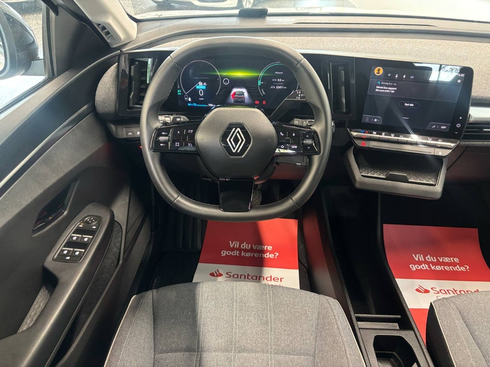 Renault Megane E-Tech 40 Equilibre 5d