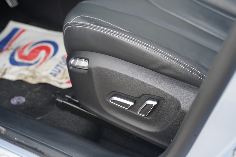 MG Marvel R Performance 5d