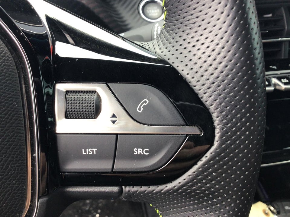 Peugeot e-208 50 GT Limited 5d