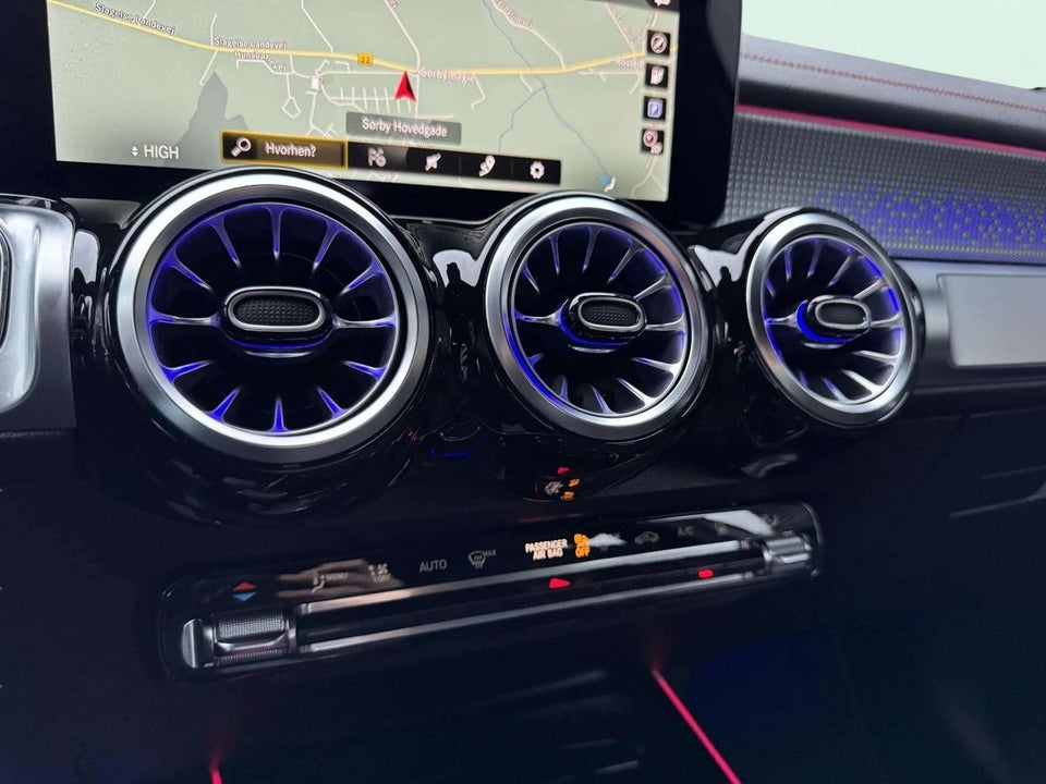 Mercedes EQB250 AMG Line 5d