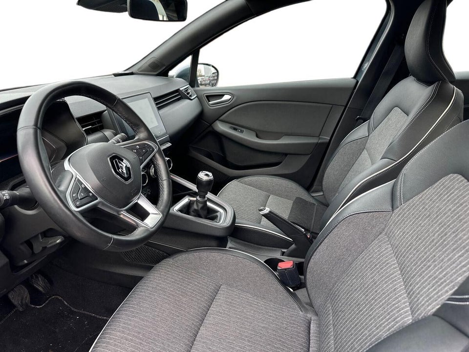 Renault Clio V 1,0 TCe 90 Intens 5d