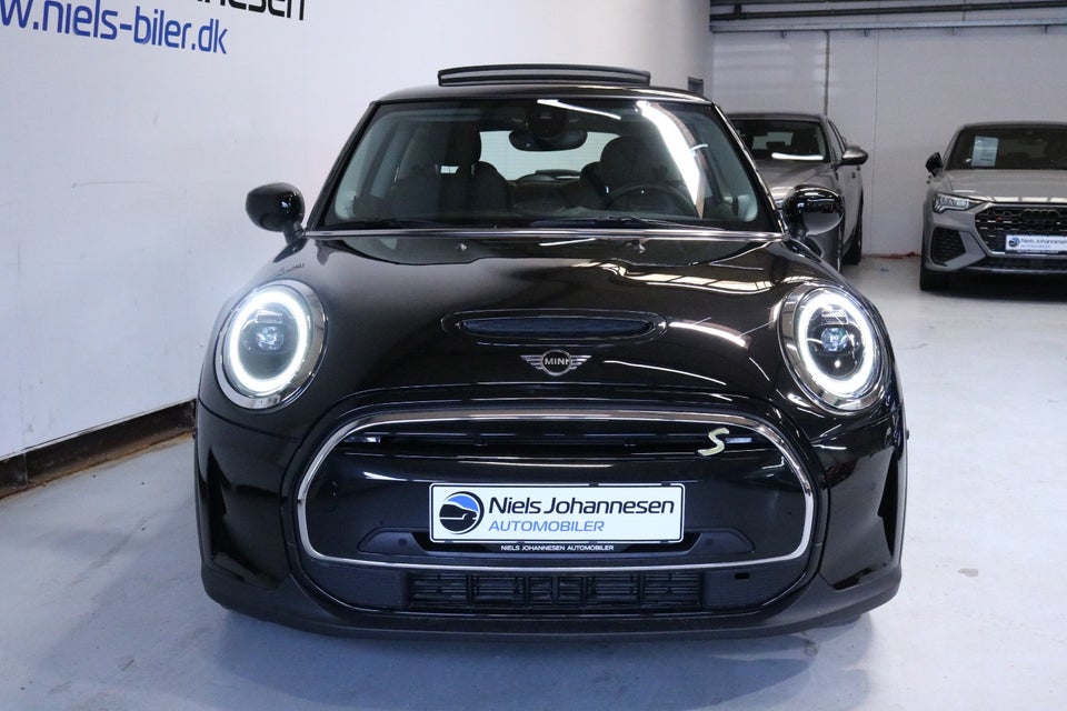 MINI Cooper SE Edition Premium Plus 3d