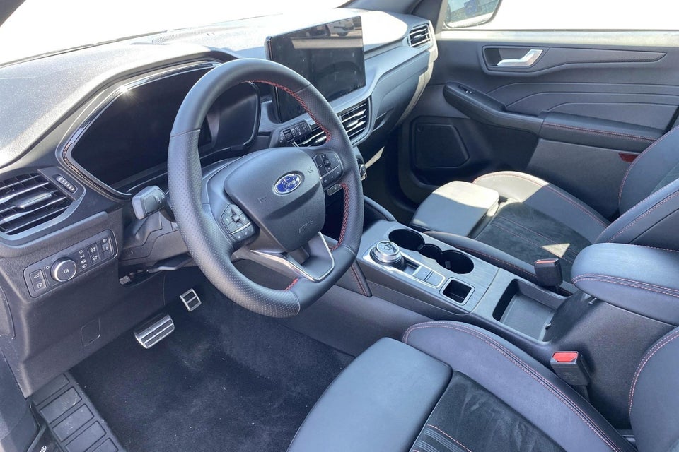Ford Kuga 2,5 PHEV ST-Line X CVT 5d