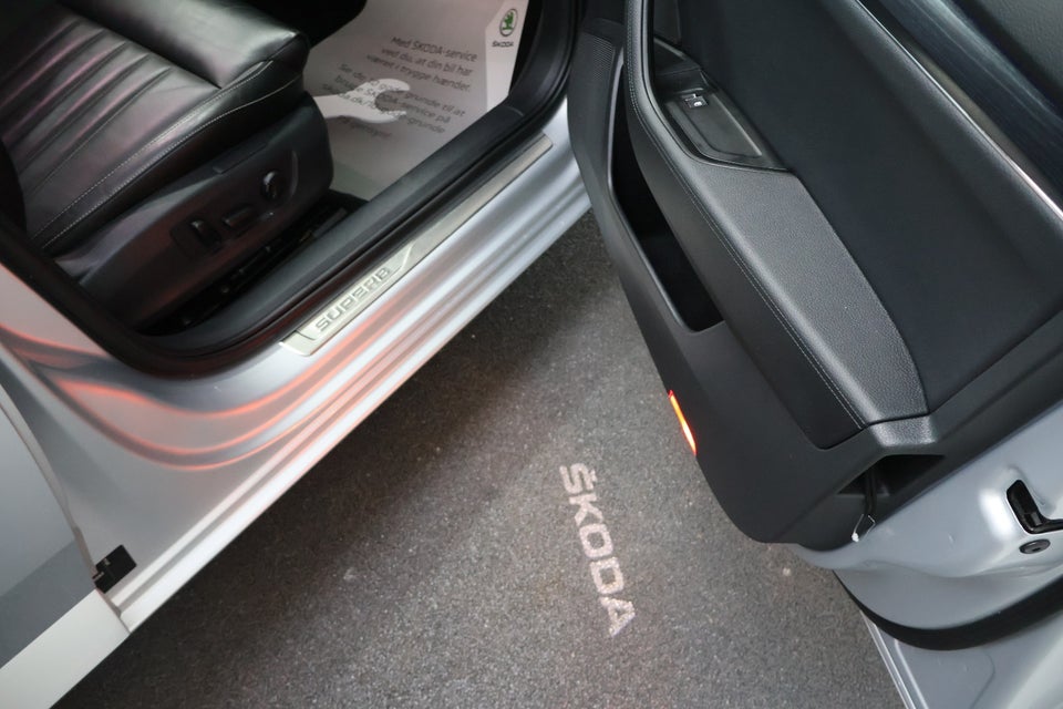 Skoda Superb 1,5 TSi 150 Business Executive Combi DSG 5d