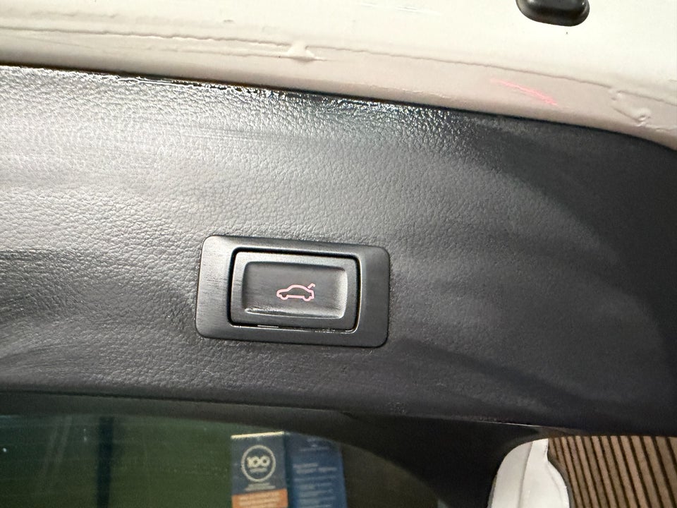 Audi A6 3,0 TDi 218 S-line Avant quattro S-tr. 5d
