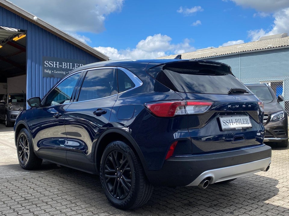 Ford Kuga 2,5 PHEV Titanium CVT 5d