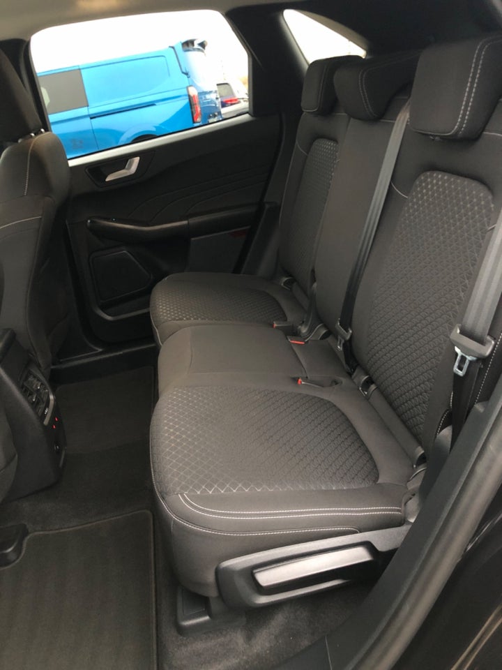 Ford Kuga 2,5 PHEV Titanium CVT 5d