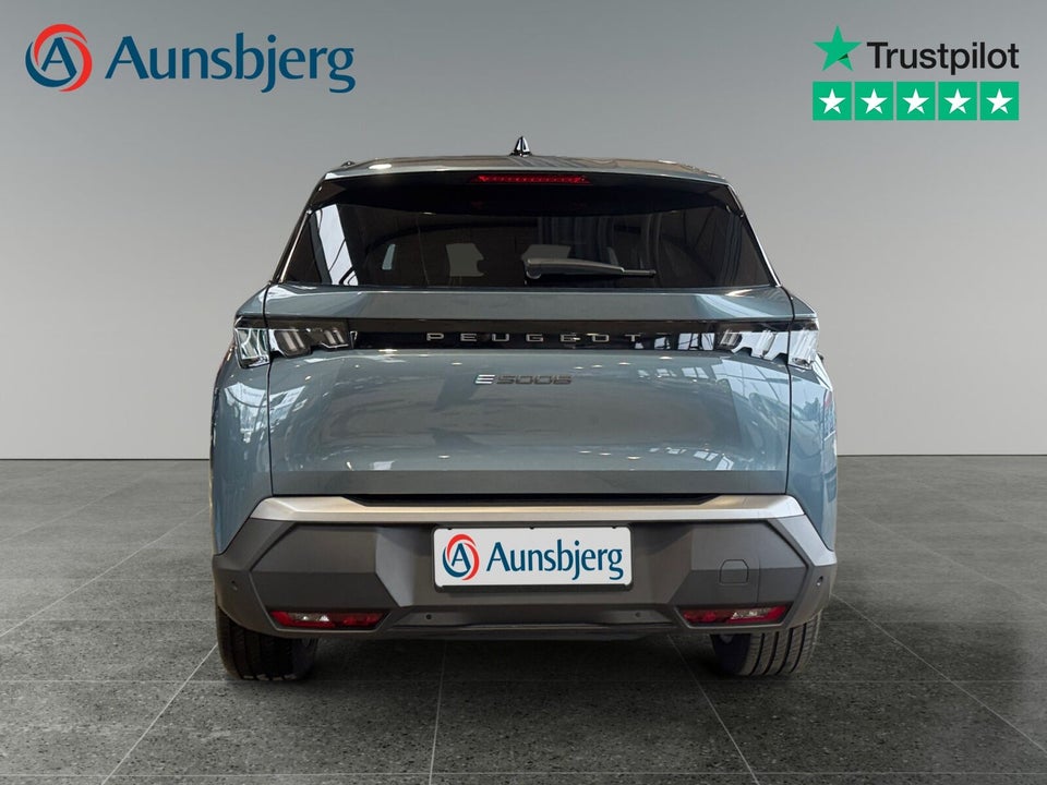 Peugeot e-5008 77 Allure 7prs 5d