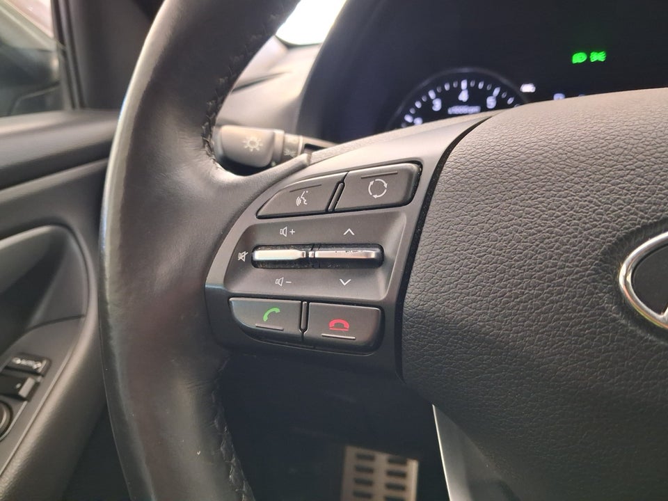 Hyundai i30 1,4 T-GDi Premium stc. DCT 5d