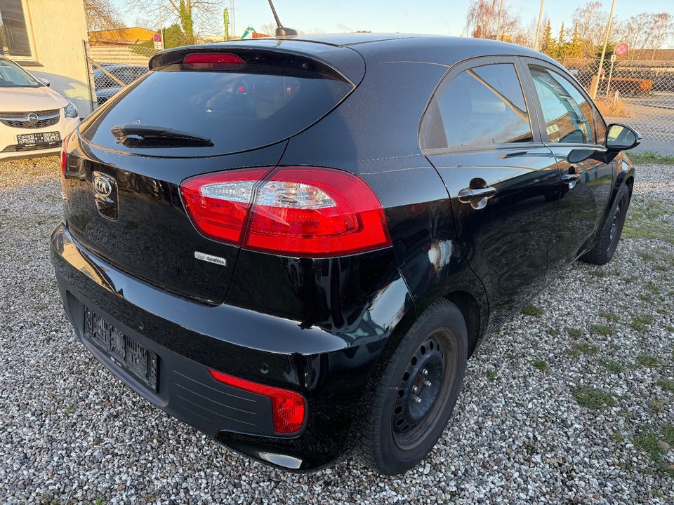 Kia Rio 1,2 CVVT Premium 5d