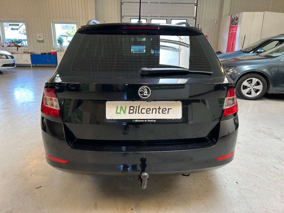 Skoda Fabia 1,0 TSi 110 Ambition Combi DSG 5d