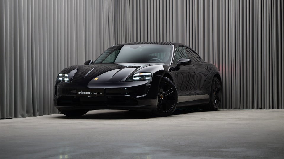 Porsche Taycan 4d