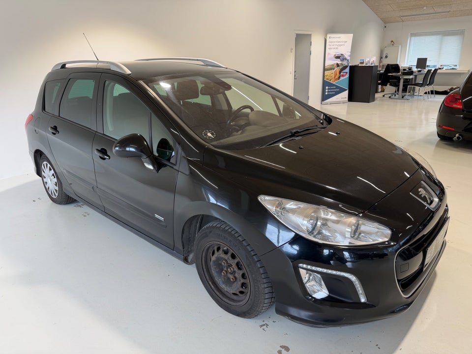 Peugeot 308 1,6 e-HDi 112 Sportium 5d