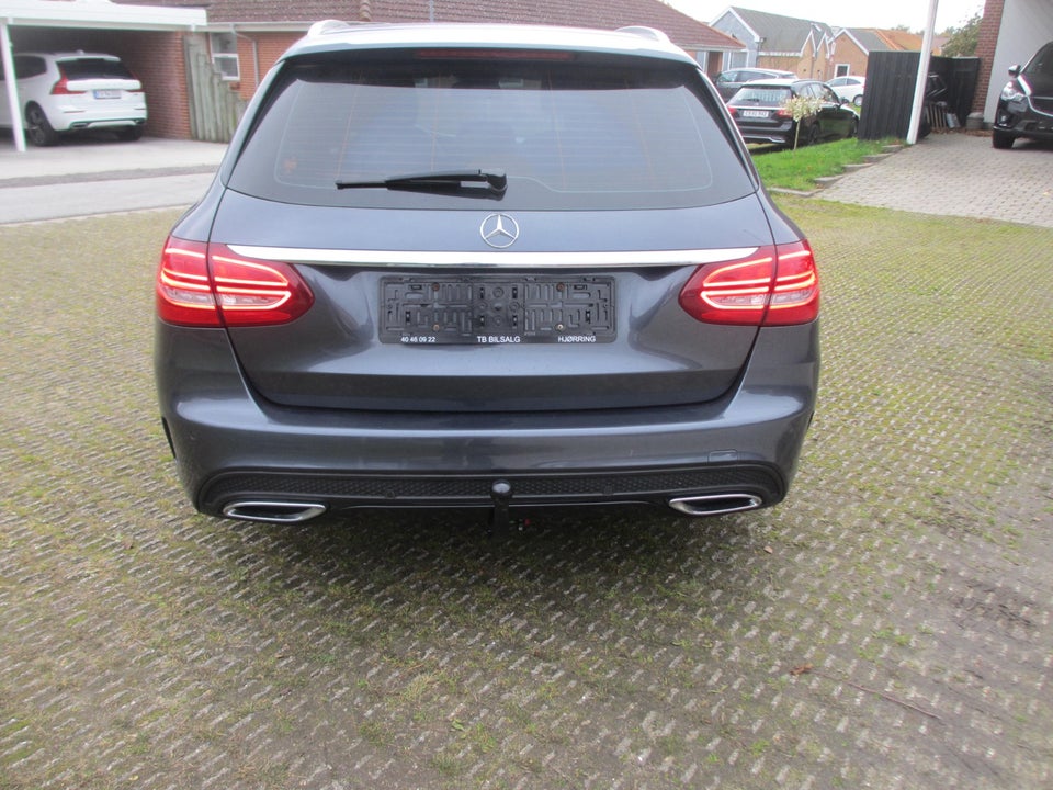 Mercedes C220 d 2,2 AMG Line stc. 5d