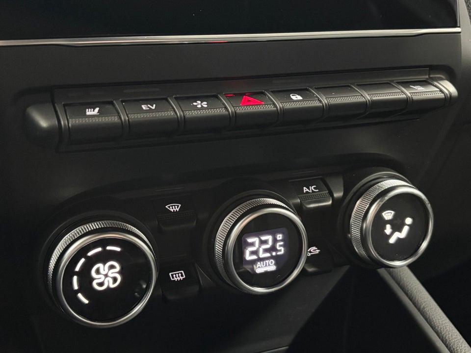 Renault Captur 1,6 E-Tech Intens 5d