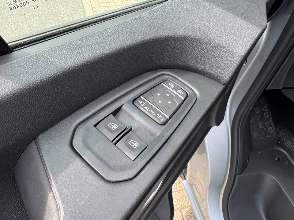 Nissan Primastar 2,0 dCi 150 L2H1 N-Connecta Van