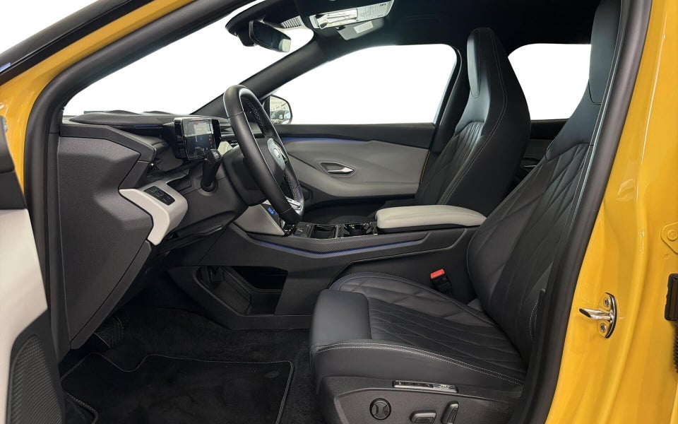 Ford Capri 79 Premium Extended Range AWD 5d