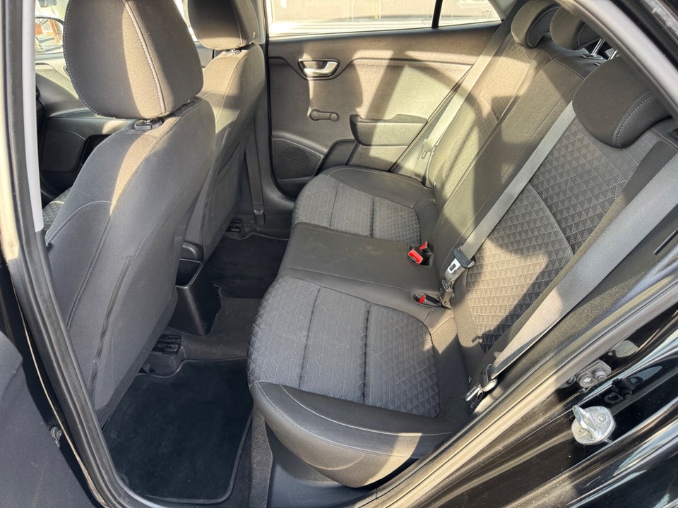 Kia Rio 1,2 CVVT Base+ 5d