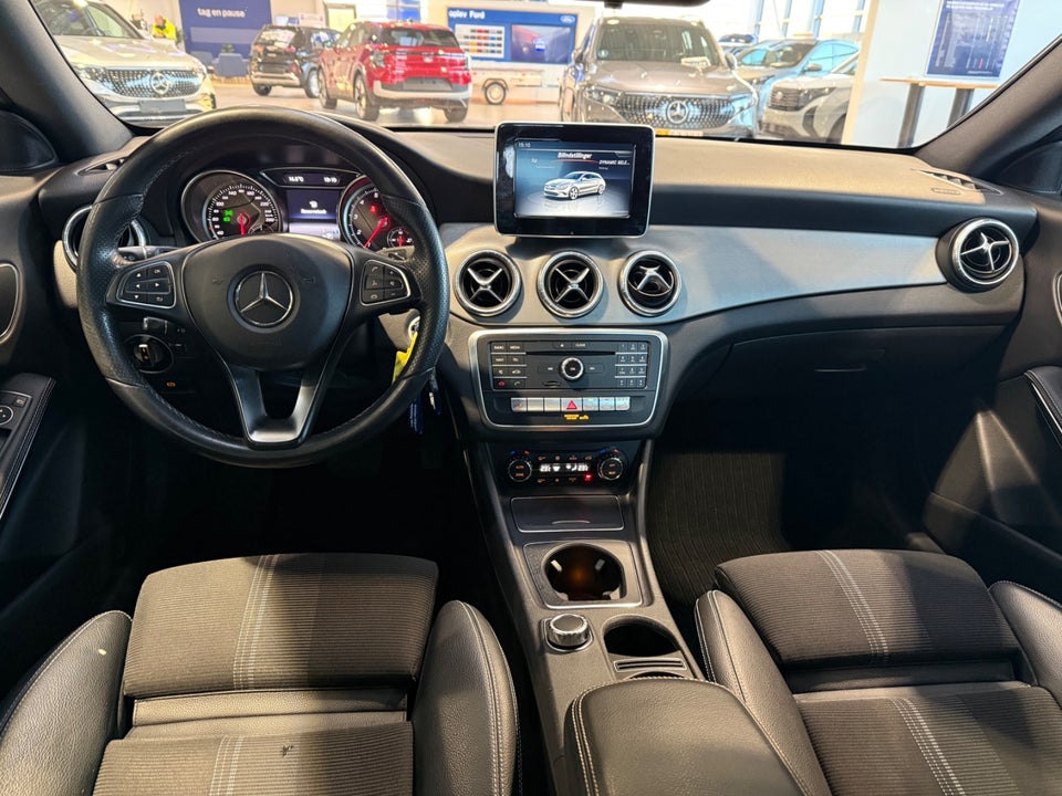 Mercedes CLA200 1,6 Shooting Brake 5d