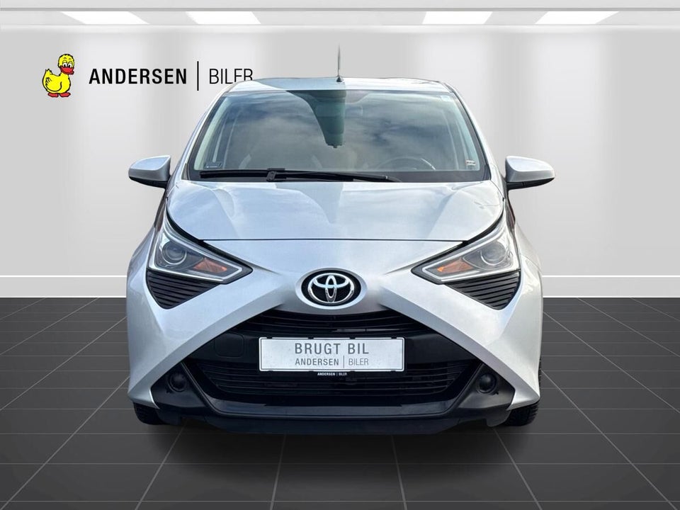 Toyota Aygo 1,0 VVT-i x-pression 5d