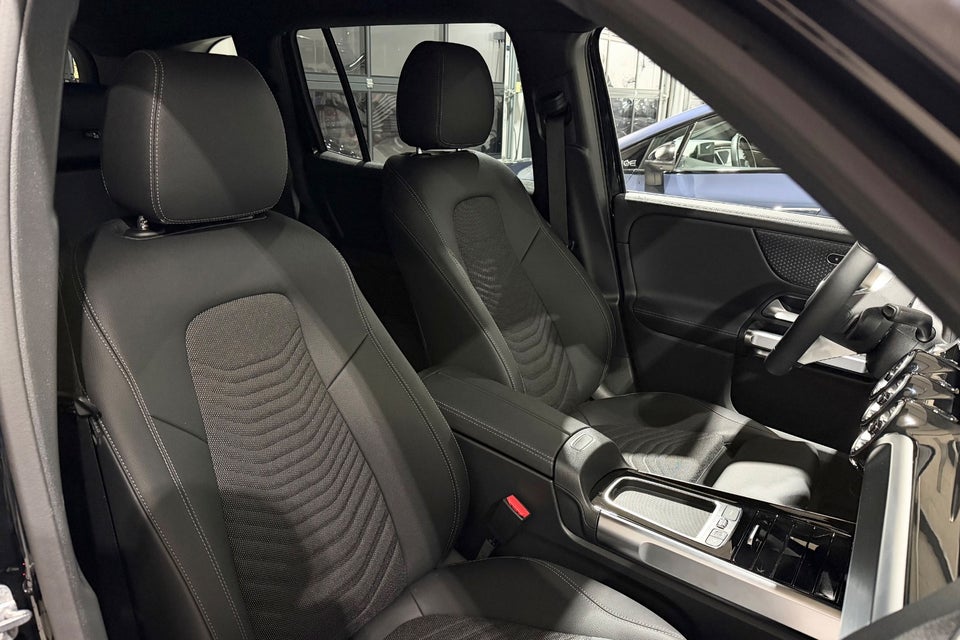 Mercedes EQB250+ Progressive 5d