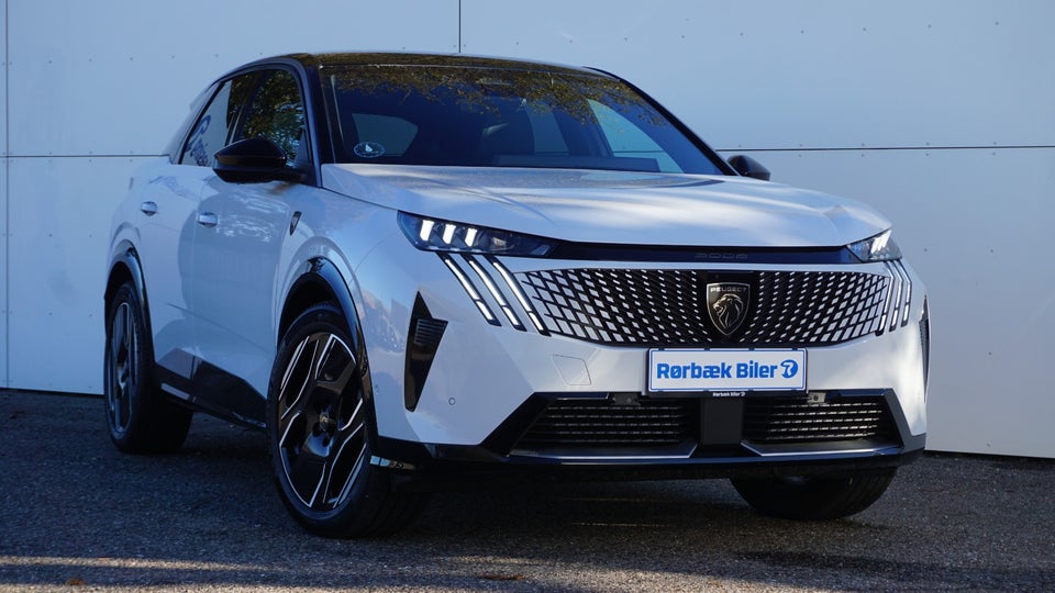 Peugeot e-3008 77 GT 5d