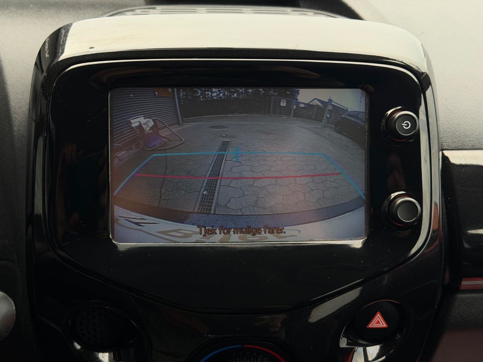Toyota Aygo 1,0 VVT-i x-play 5d