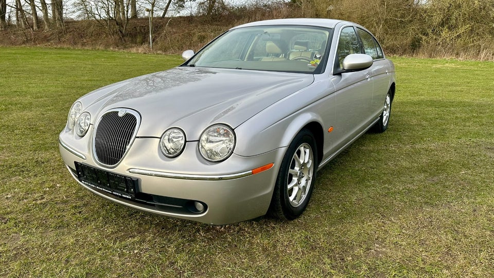 Jaguar S-Type 2,5 Deluxe aut. 4d