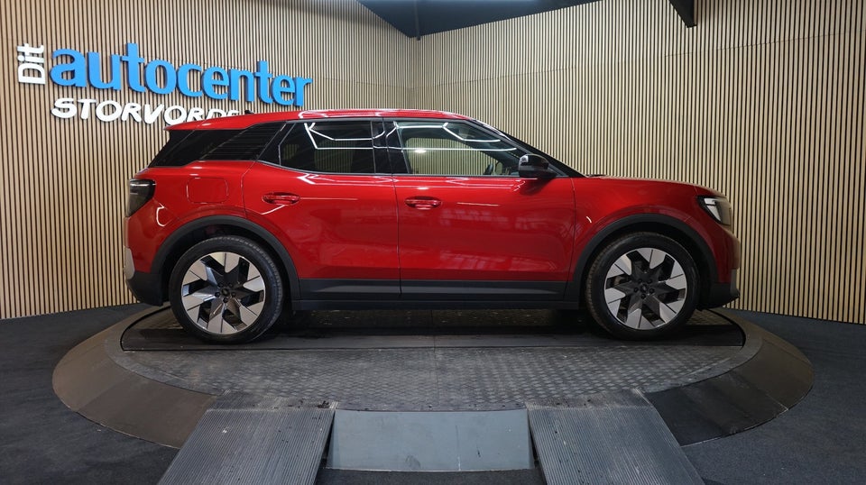 Ford Explorer 77 Premium Extended Range 5d