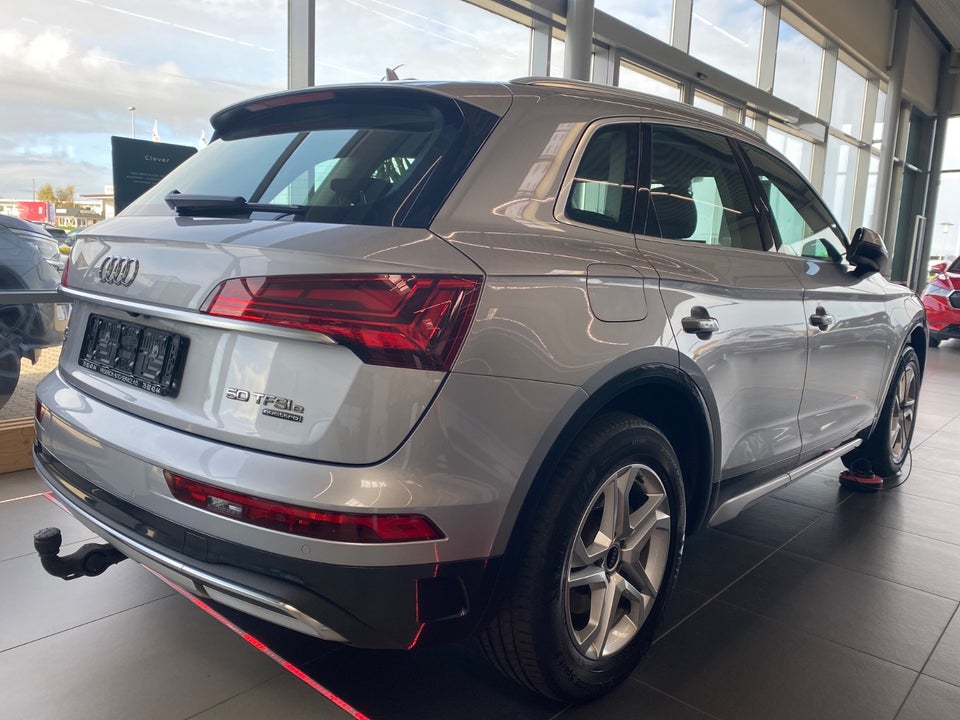 Audi Q5 50 TFSi e Prestige quattro S-tr. 5d