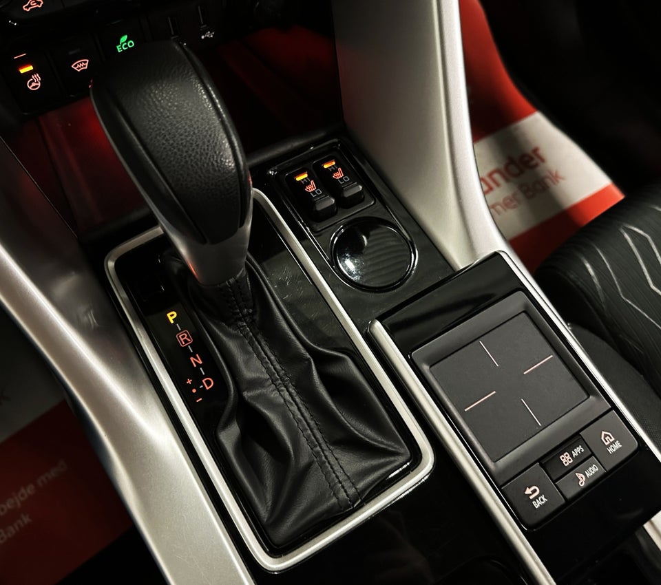 Mitsubishi Eclipse Cross 1,5 T 163 Intense+ CVT 5d