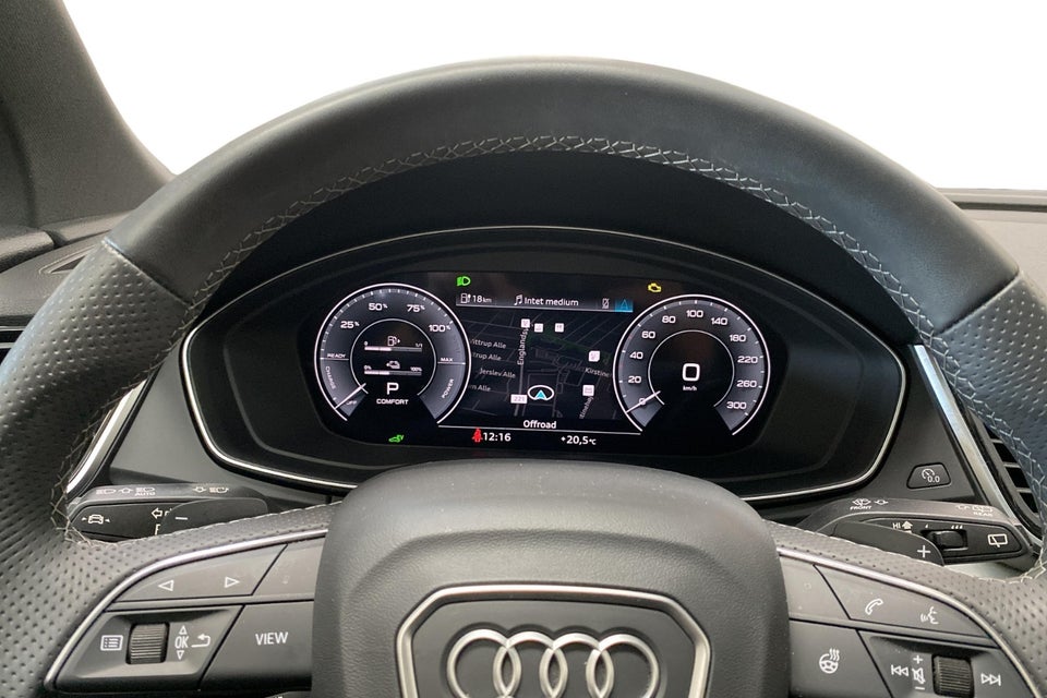 Audi Q5 50 TFSi e S-line quattro S-tr. 5d