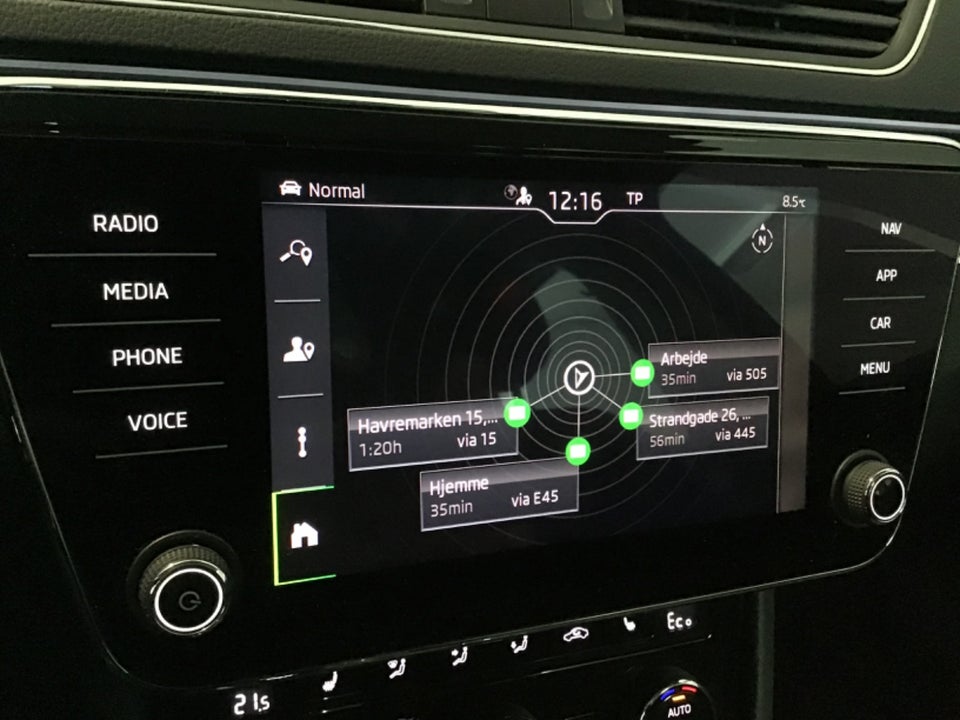 Skoda Superb 1,4 TSi iV Plus Combi DSG 5d