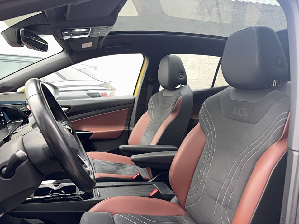 VW ID.4 77 Pro Performance Tech 5d