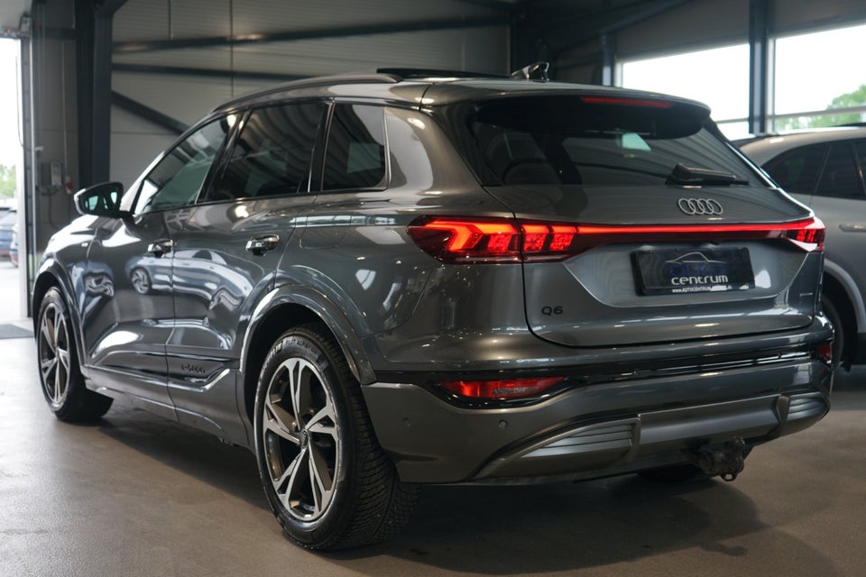 Audi Q6 e-tron Ultra S-line quattro 5d