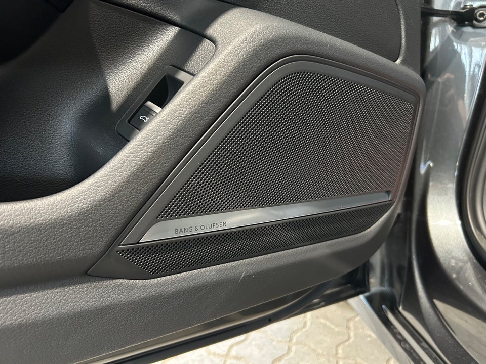 Audi A6 55 TFSi Sport quattro S-tr. 4d