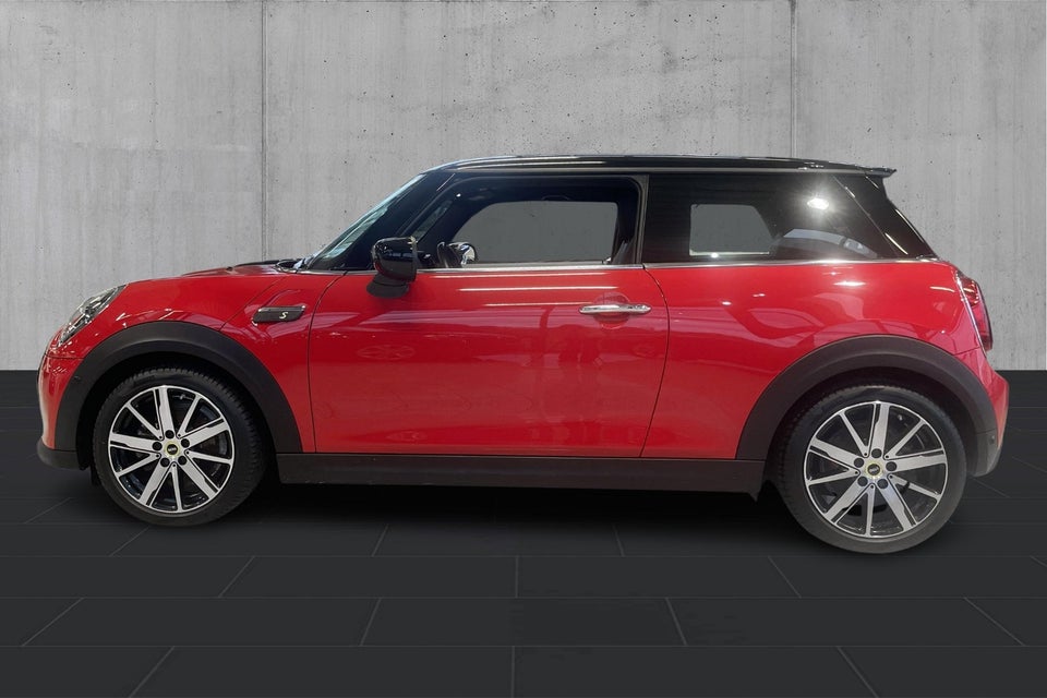 MINI Cooper SE Classic Trim 3d