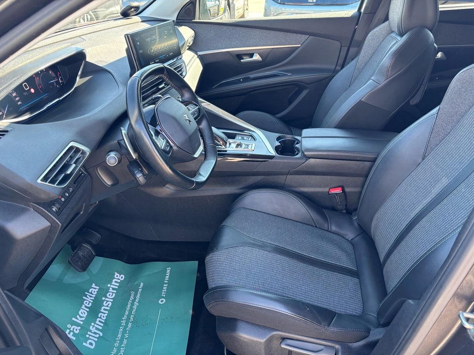 Peugeot 5008 1,5 BlueHDi 130 Active EAT8 7prs 5d