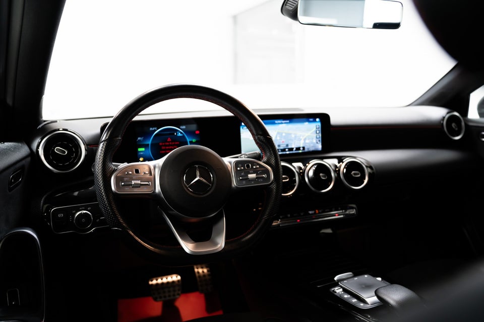 Mercedes A250 e 1,3 Advantage AMG aut. 4d