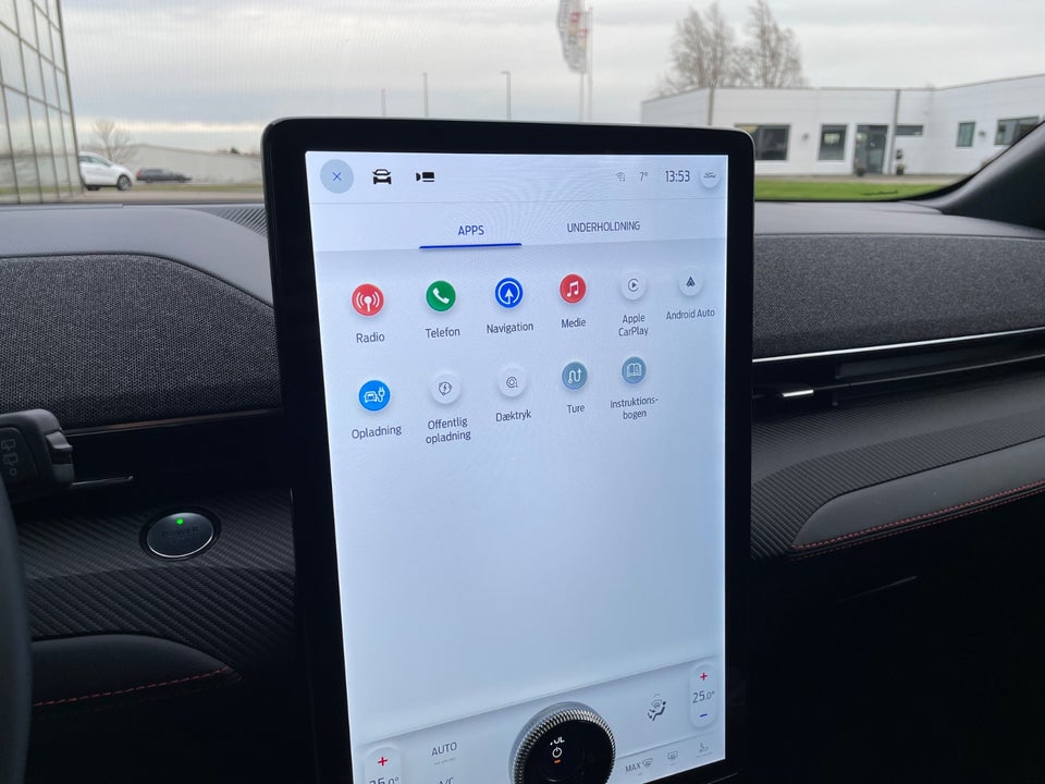 Ford Mustang Mach-E 98 Premium Extended Range 5d